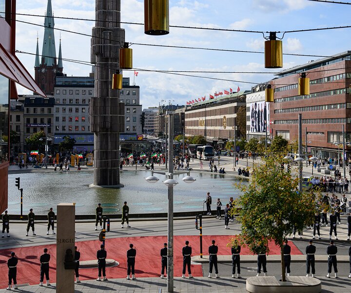 _DSC1013 At Sergels Torg.