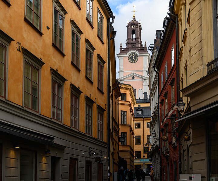 _DSC1279 The narrow streets of the old town (Gamla Stan).
