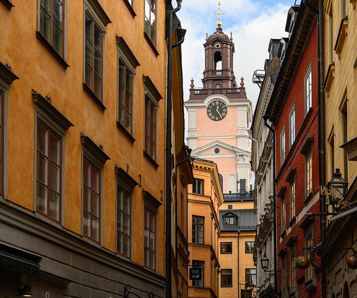 _DSC1280 The narrow streets of the old town (Gamla Stan).