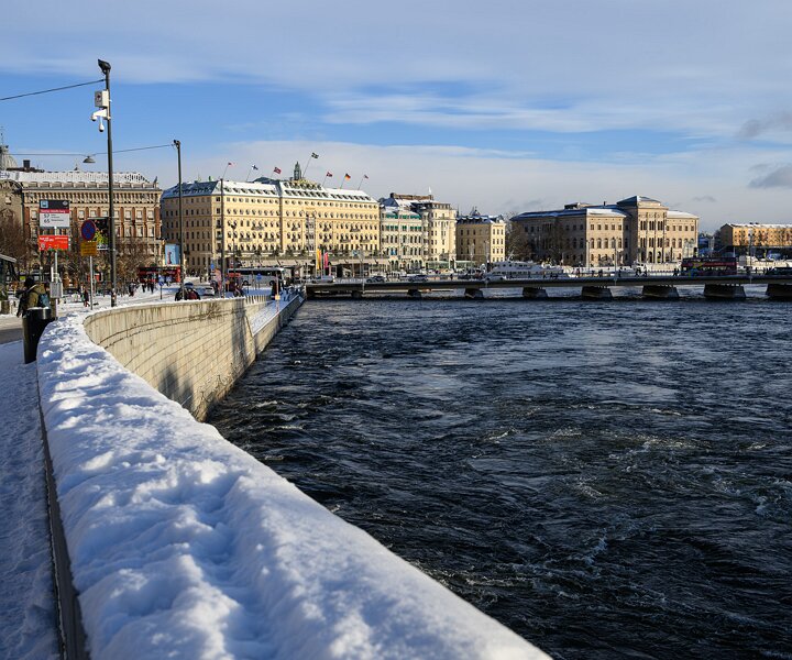 _DSC1472 At Strömgatan in November.