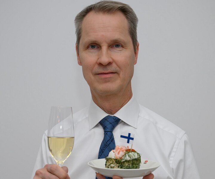 _DSC1585 Arto celebrating Finland's Independence Day.